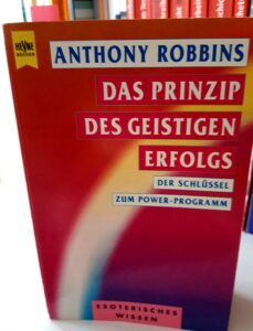 Buchcover von A. Robbins: Das Prinzip des geistigen Erfolgs - Foto von O. Fritz